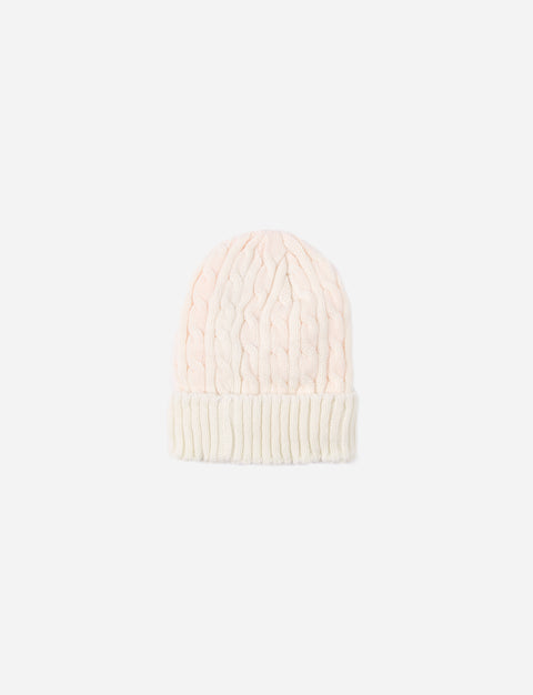 Gorro tejido con estructuras