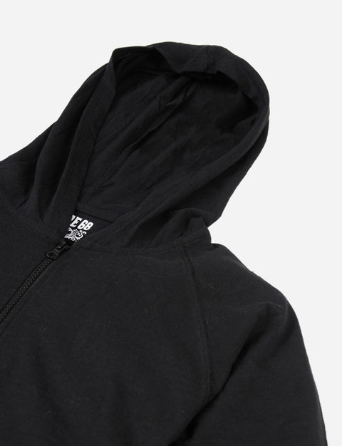 Campera deportiva con capucha
