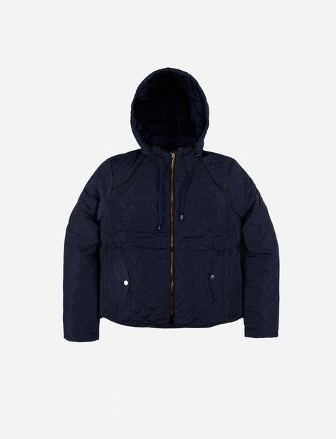 Campera capitoneada con capucha y broches